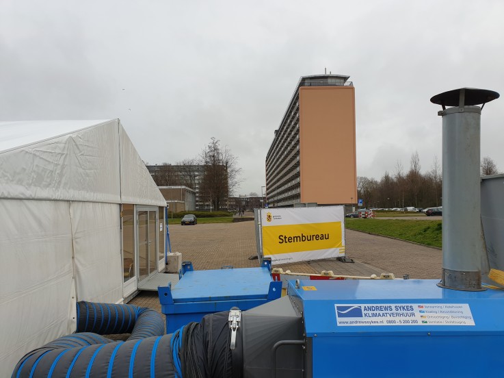 20210316_075716 Landelijke Verkiezingen: Andrews Sykes maakt stemlokalen coronaproof