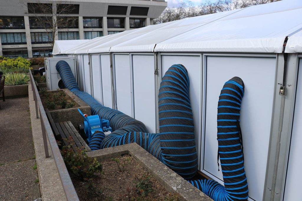 Klimaatbeheersing voor tijdelijk vaccinatiecentrum — Koeling, Verwarming én Ventilatie